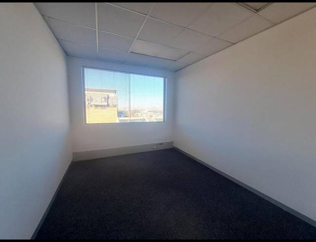 BUSINESS PROPERTY TO RENT IN TYGER VALLEY
